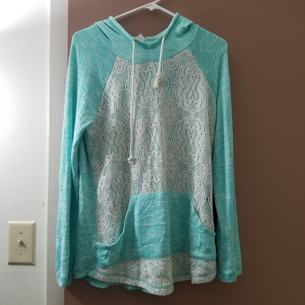 🌻B1G2📚No Boundaries sweater